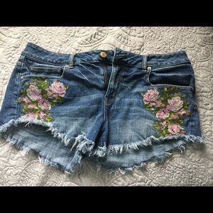 American Eagle shorts